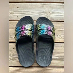 OOFOS OOahh Limited Sandals 80s Comfort Slide Sz W11 M9